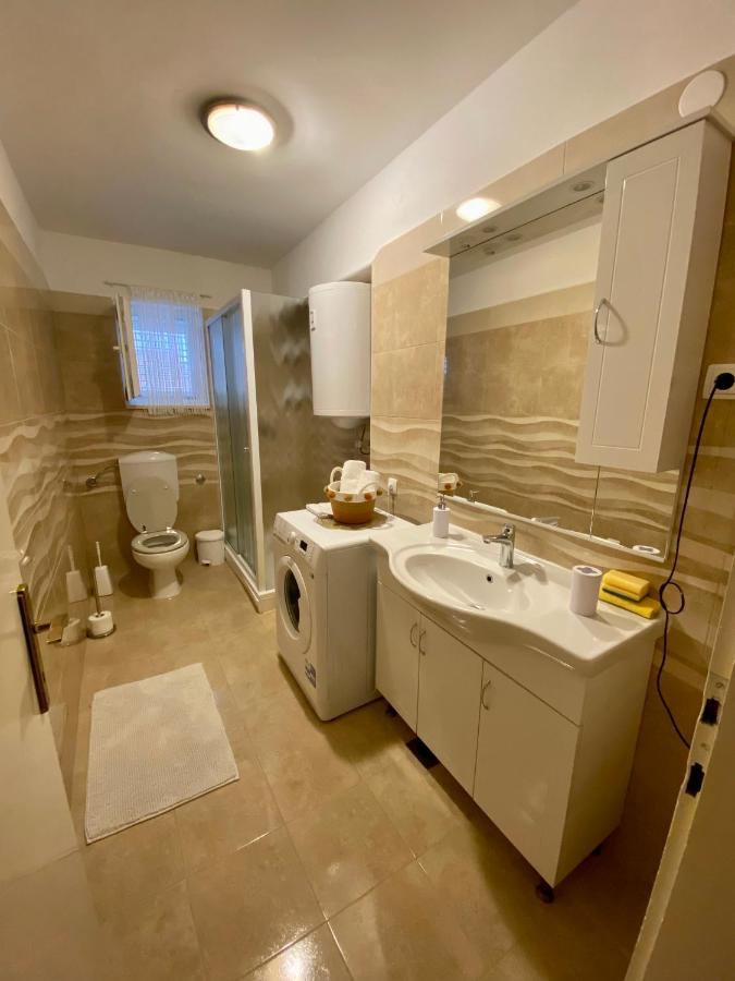 Darija With Private Pool Apartament Kaštela